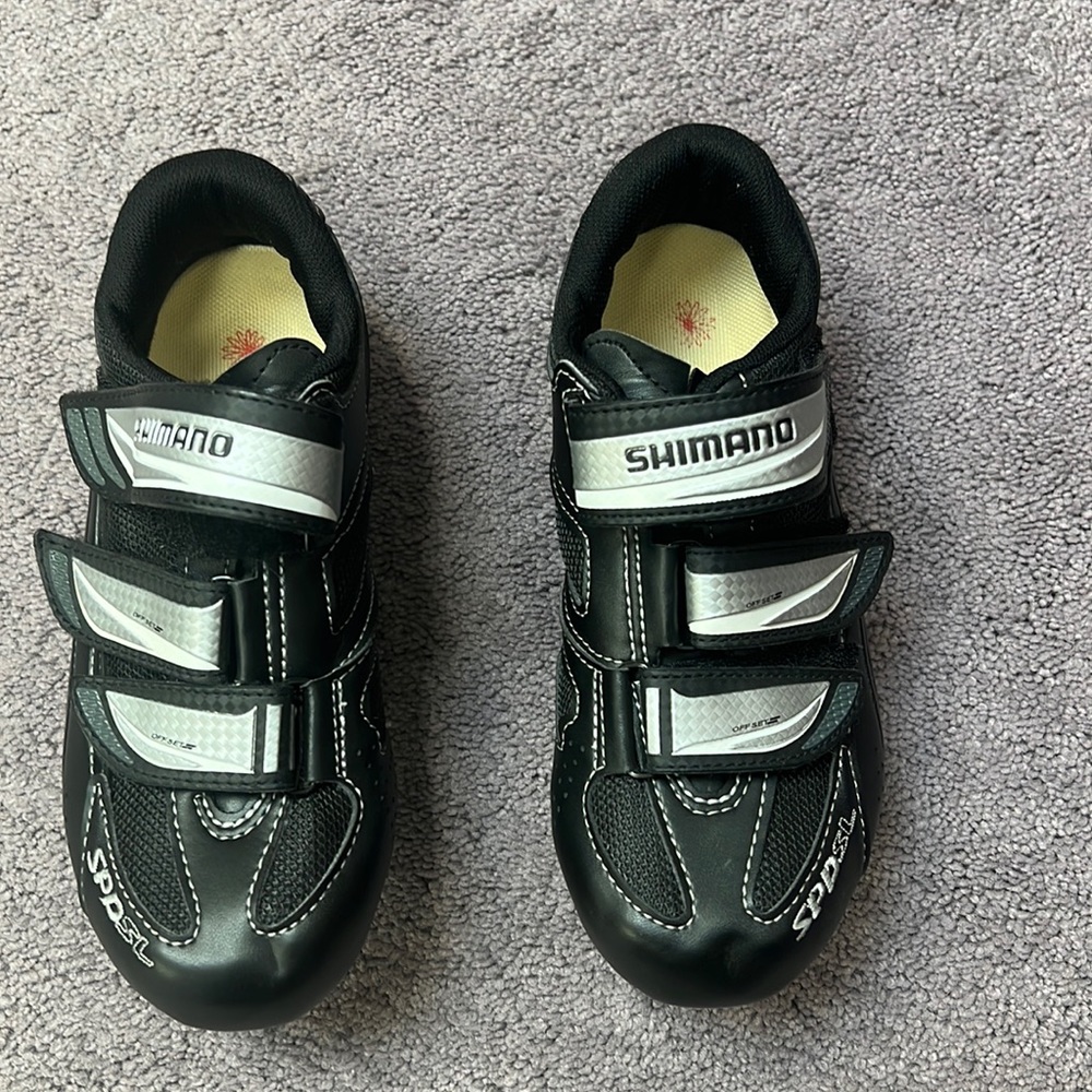 Shimano cycling shoes six 36 with Peloton-compatible cleats (Delta)